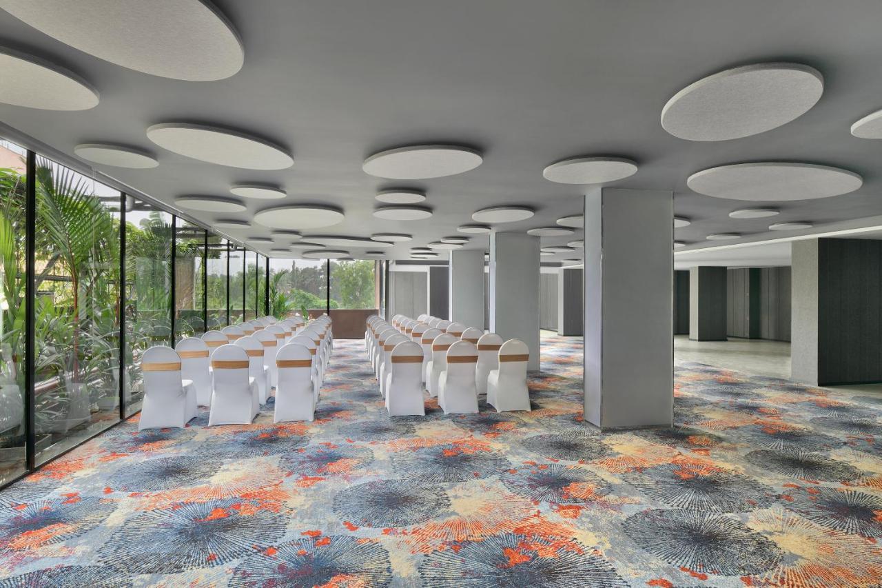 Citadines Arpora Nagoa Goa Hotel Exterior foto